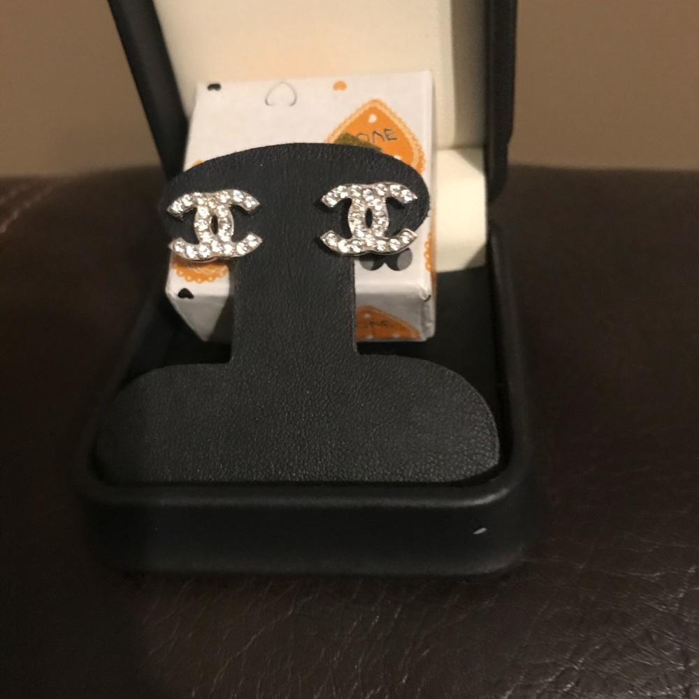 Chanel CC stud earrings